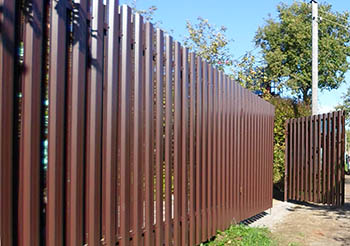 Заборы из штакетника в Спб